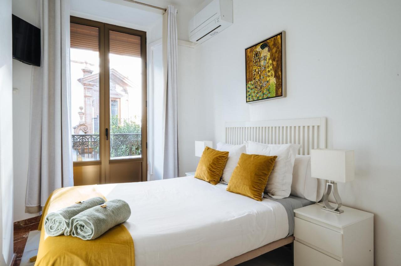 Apartamento De Lujo Junto A La Catedral Sewilla Zewnętrze zdjęcie